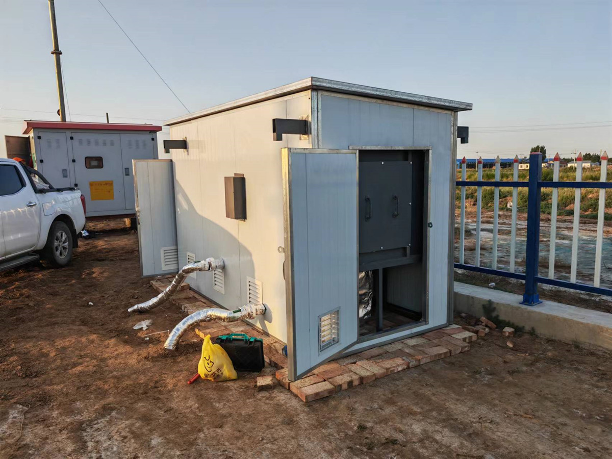 勝利油田油氣集輸加熱用小型集裝箱式固體電蓄熱熱水機組(圖2) 勝利油田油氣集輸加熱用小型集裝箱式固體電蓄熱熱水機組(圖2)